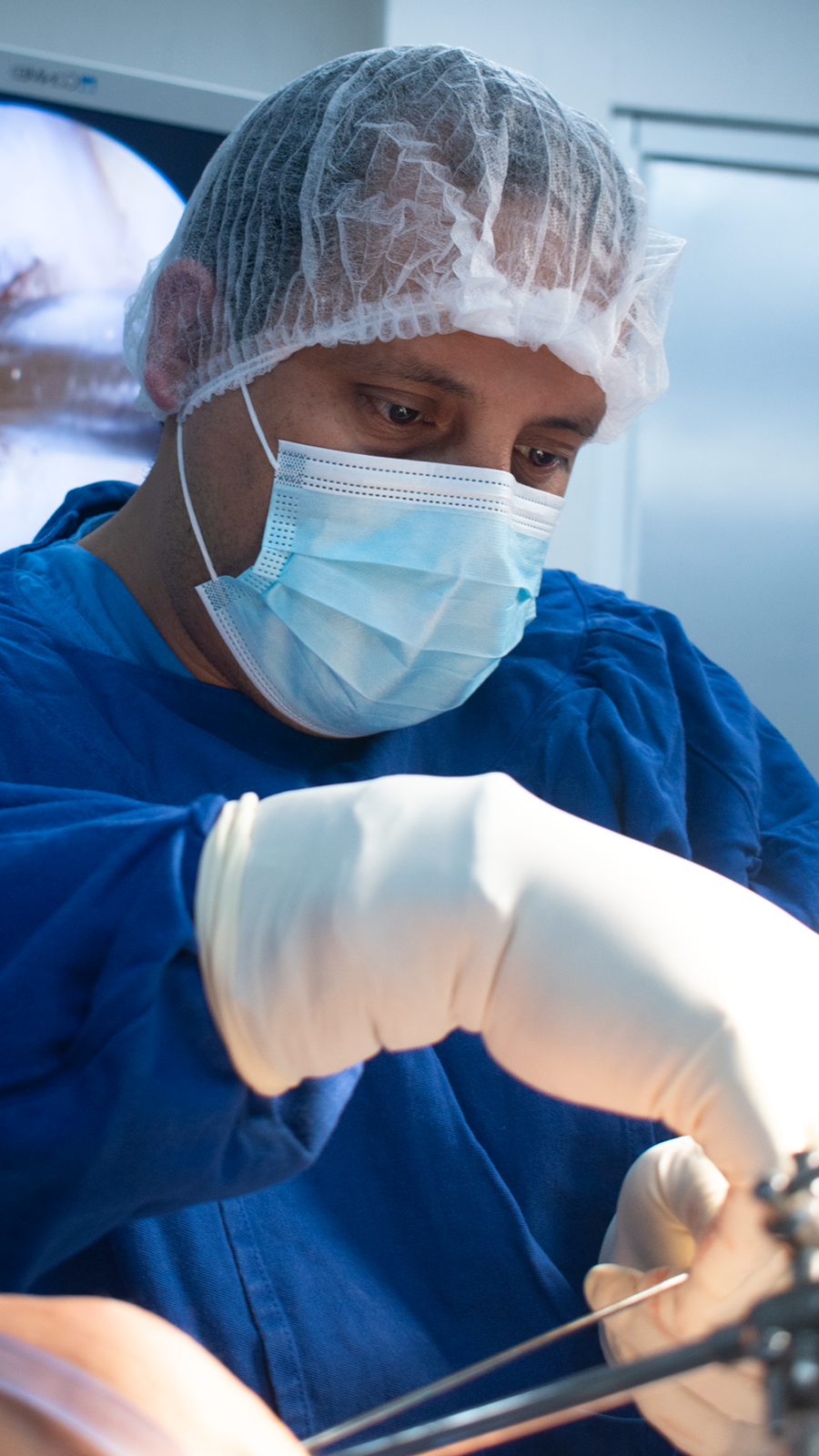 Dr. Hermes Flores